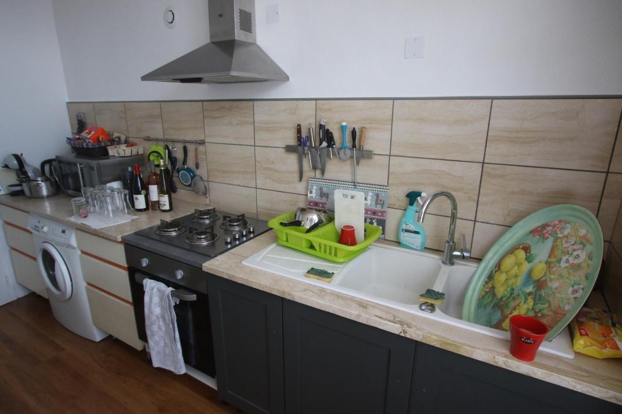 Super Appartement Avec Belle Luminosite En Plein Centre Ville De Sisteron Dış mekan fotoğraf
